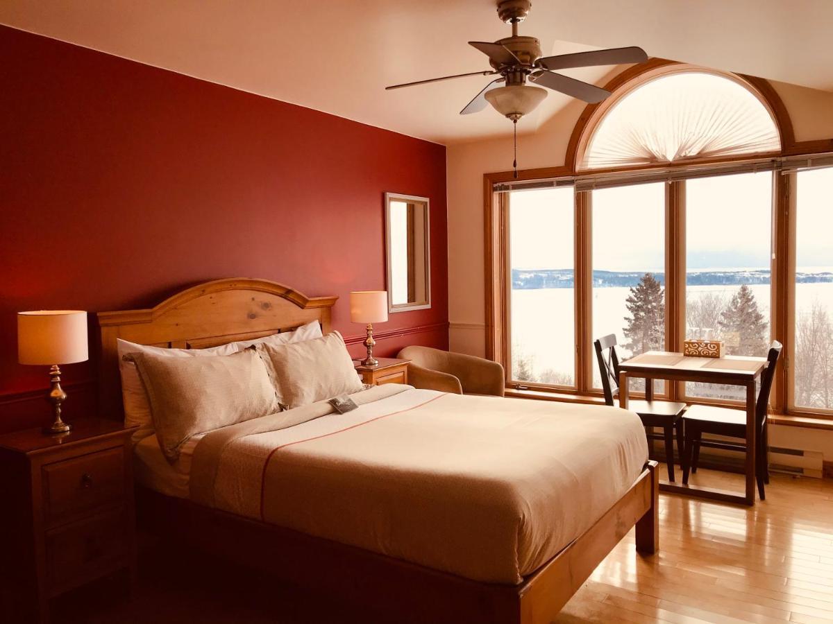 Chambre Lit Queen-Size avec Baignoire Spa