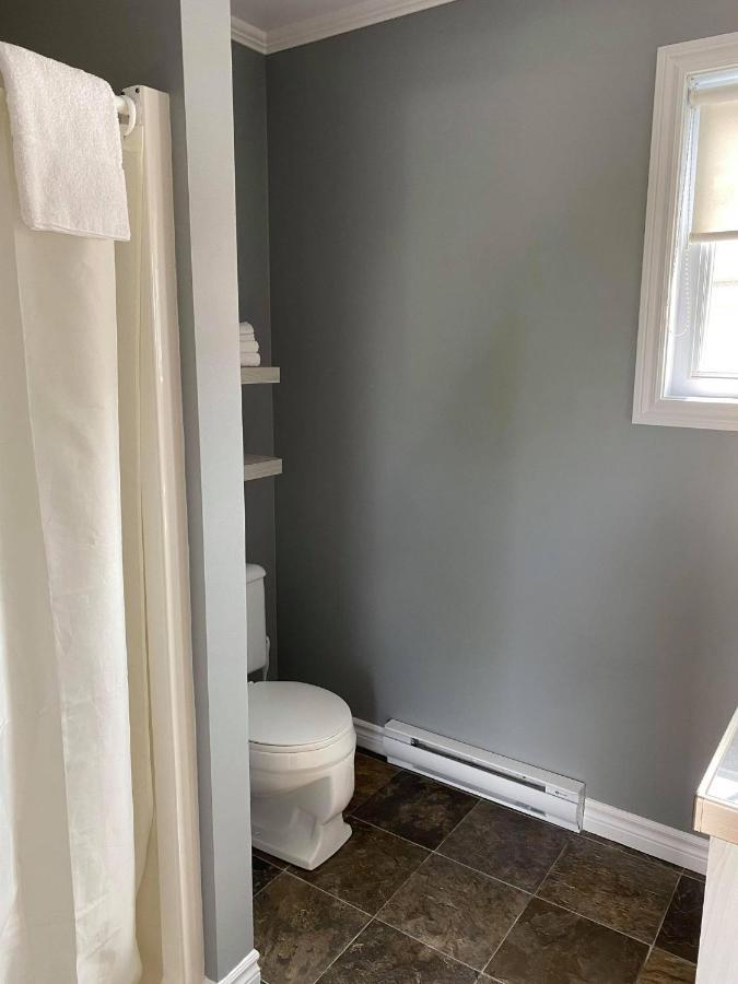 Small Double Room Kitchenette