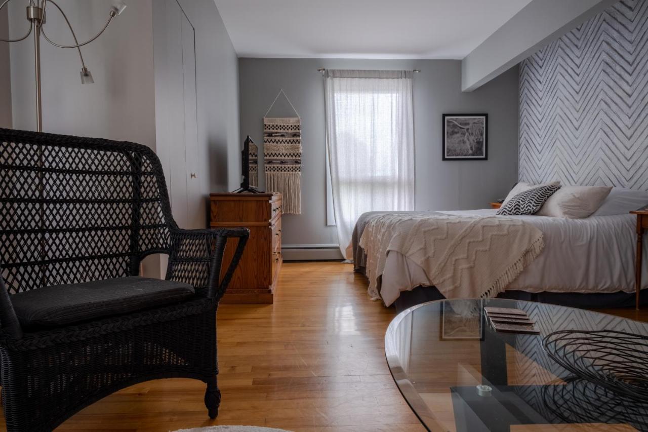 Superior Queen Room,1256850757:JPEG