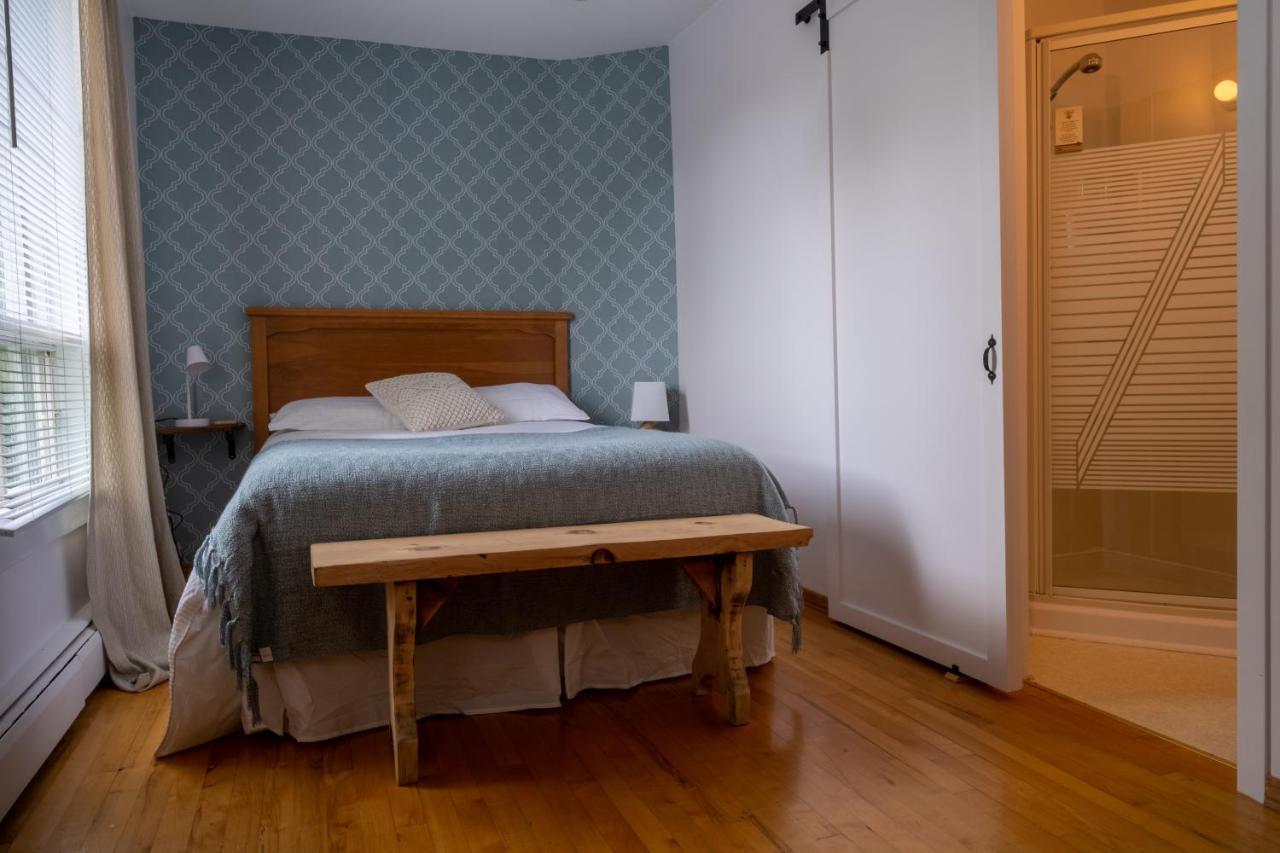 Double Room,1550815480:JPEG