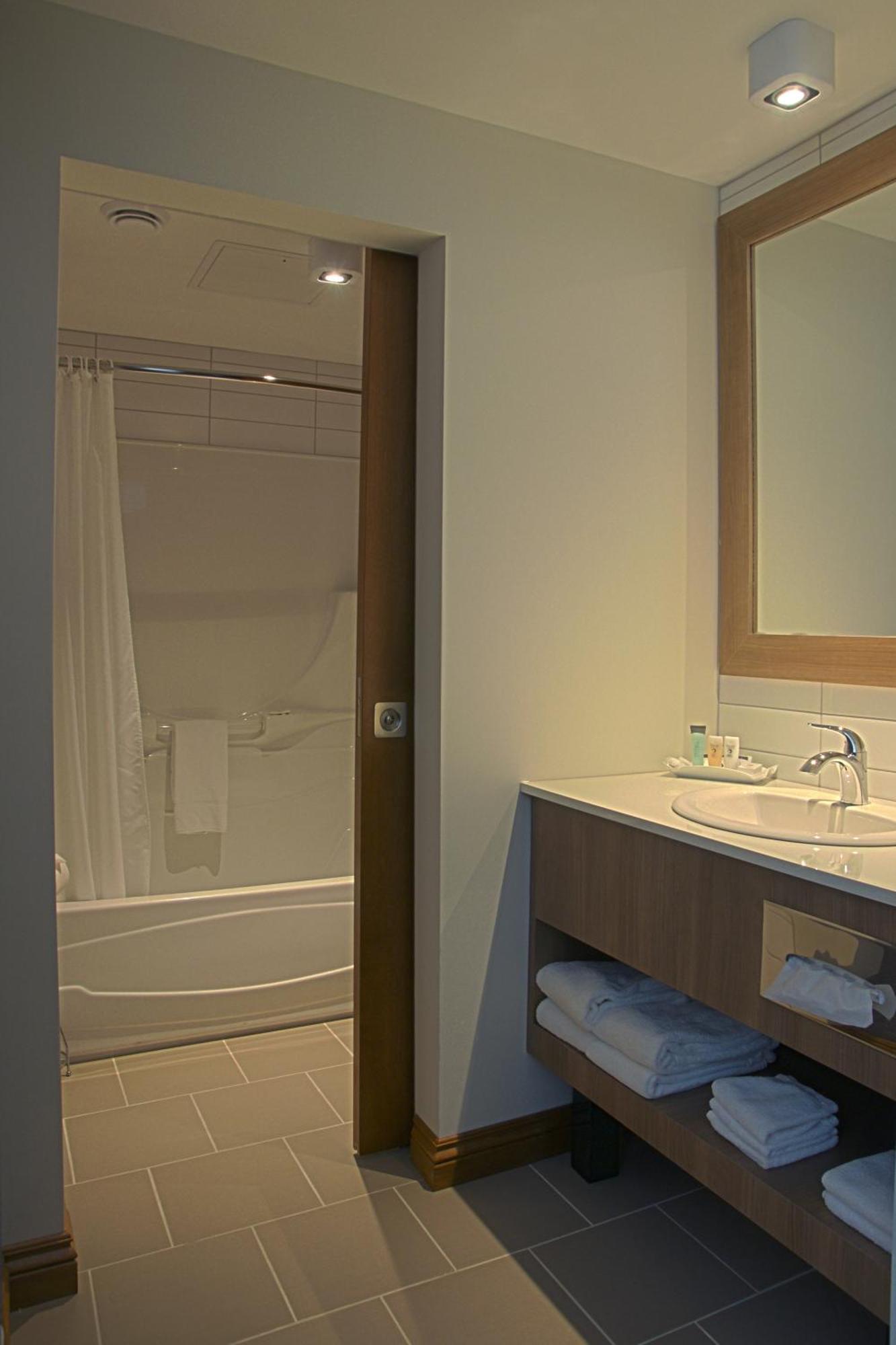 Comfort Double Room Two Double Beds