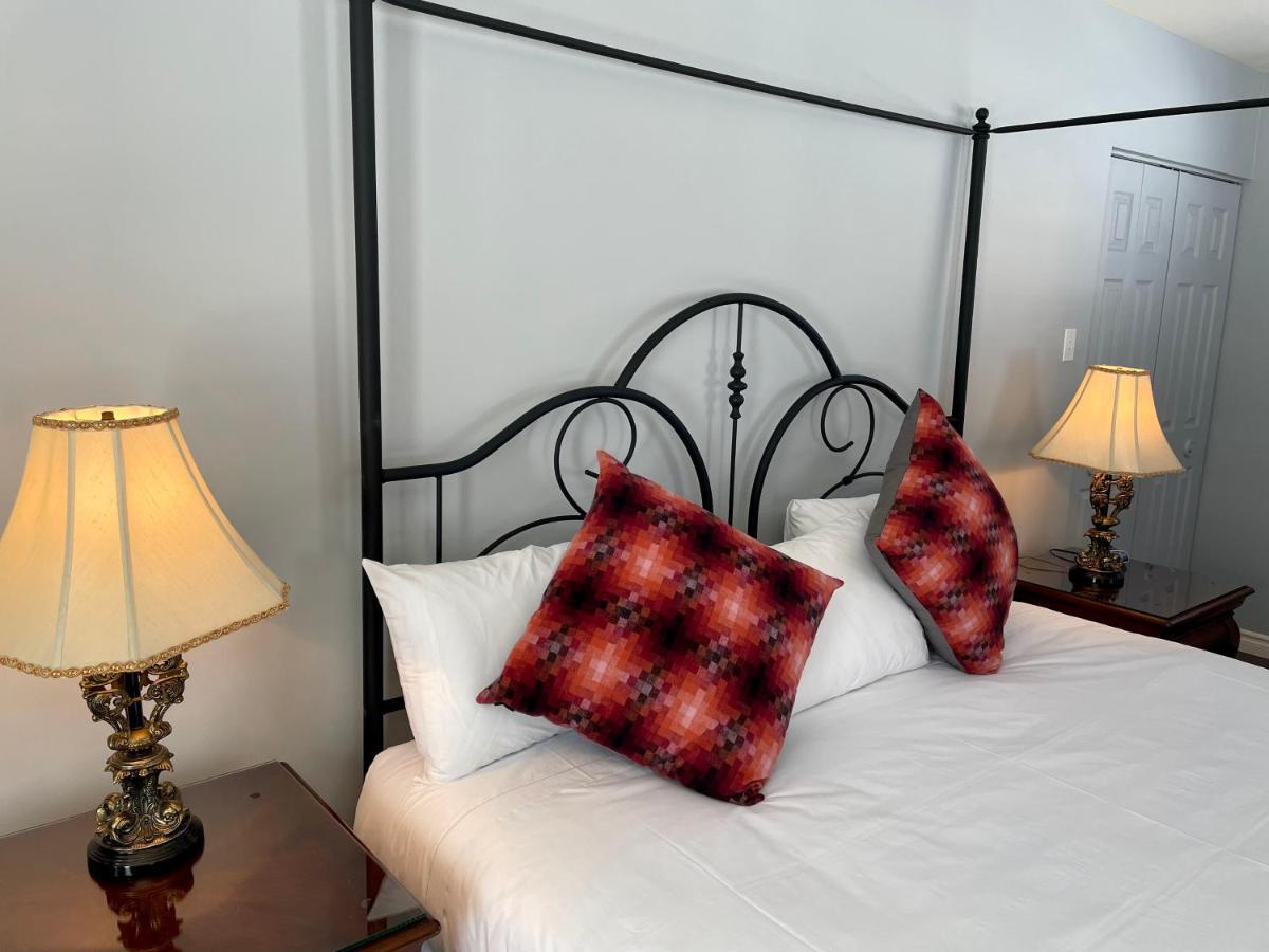 King Room with Balcony