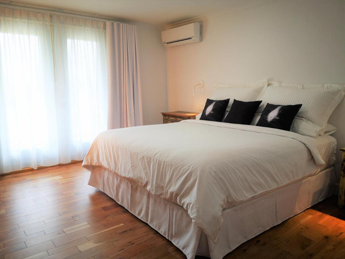 Chambre Lit King-Size avec Balcon
