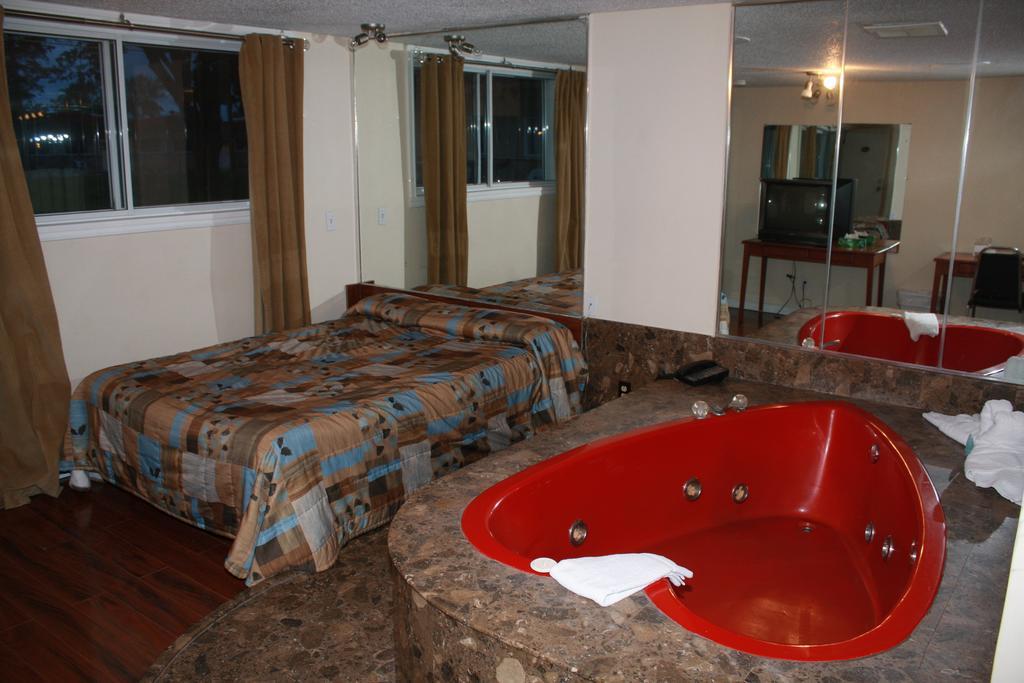 Chambre Double avec Baignoire Spa