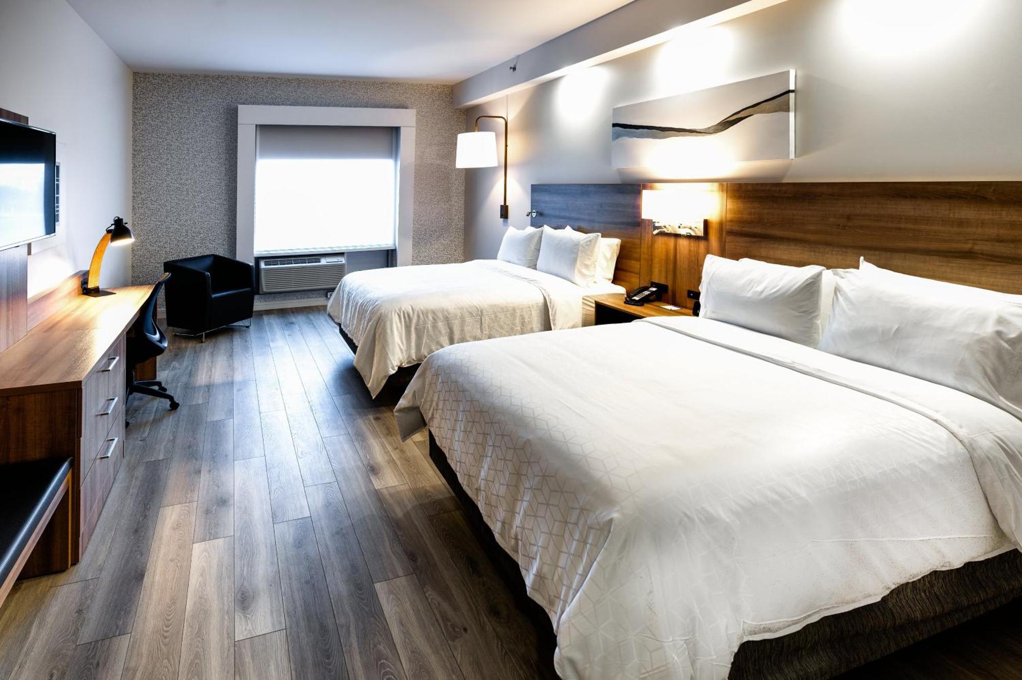 Standard Room with Two Queen Beds,1284732724:JPEG