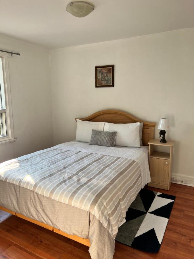 Two-Bedroom Apartment,1337805329:JPEG