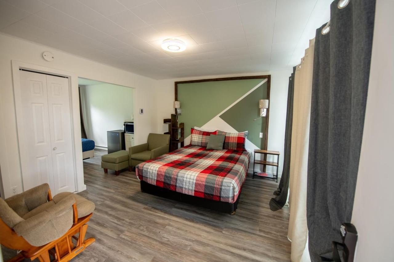 Superior Double Room with Two Double Beds