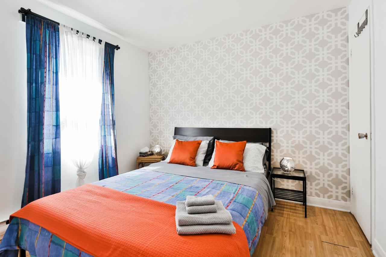 Standard Two-Bedroom Apartment,1377743126:JPEG