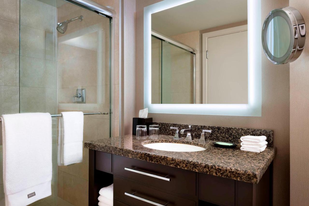 Double City View, Guest room, 2 Queen, City view, High floor