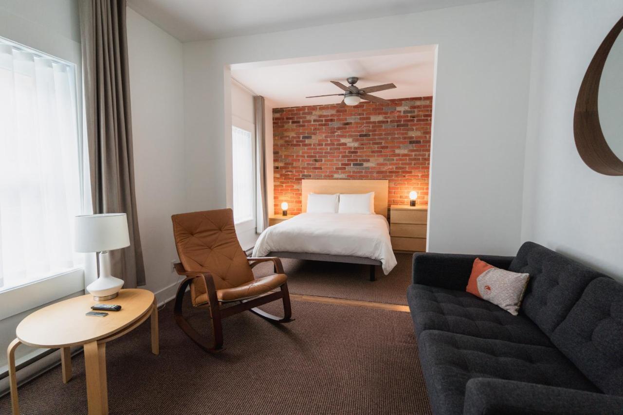 One-Bedroom Suite,1402779623:JPEG