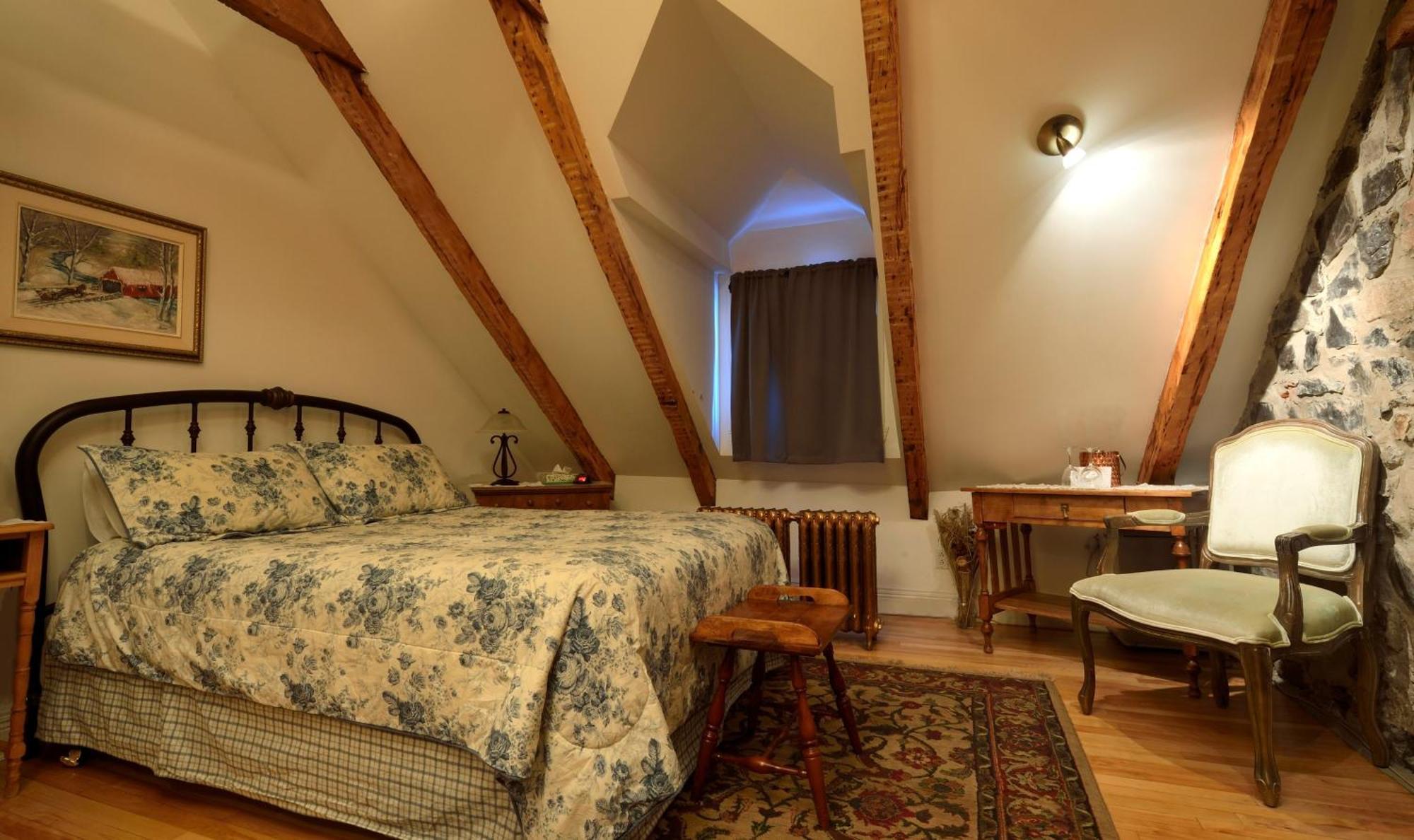 Small Double Room