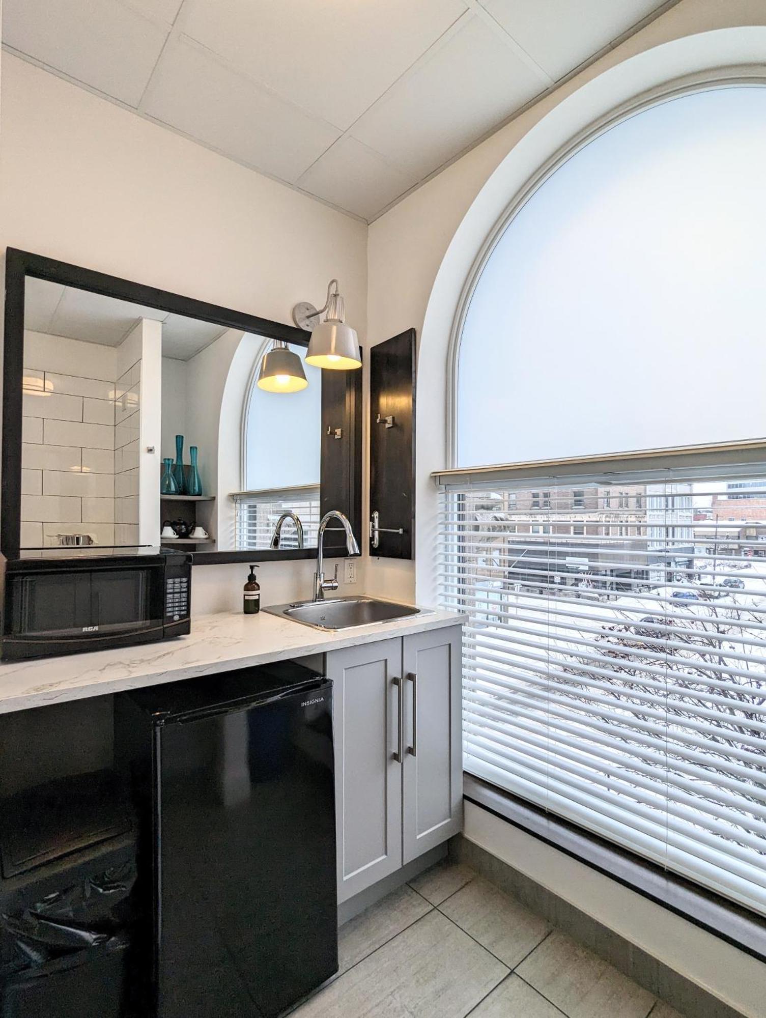 Suite City View