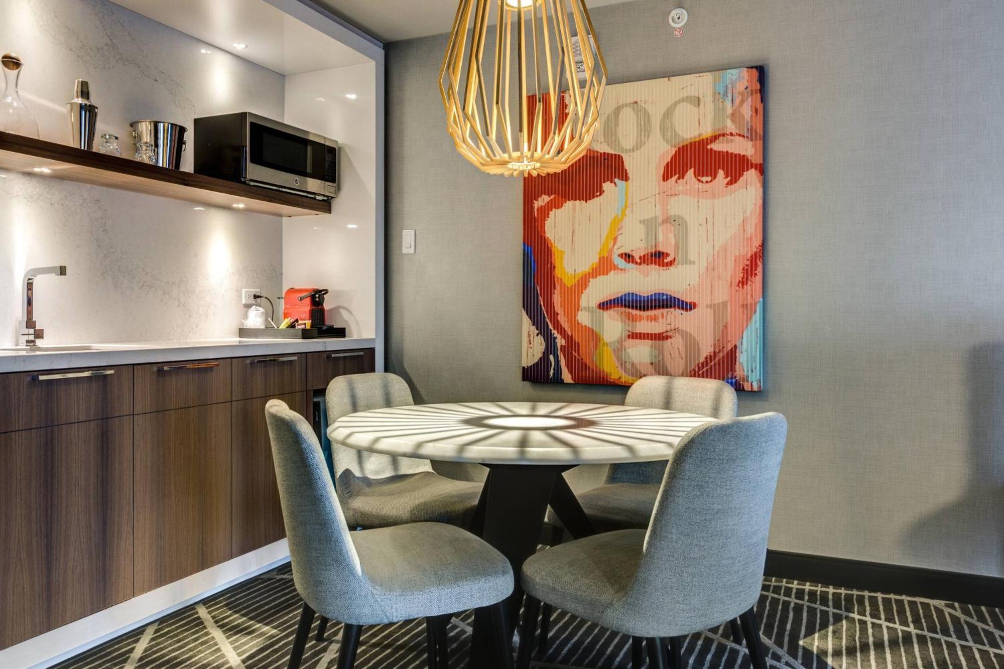 One-Bedroom Hospitality Suite with Sofa Bed,1532120896:JPEG
