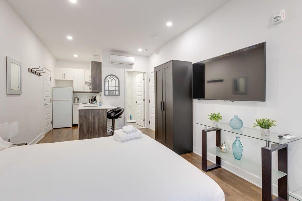 One-Bedroom Apartment,1596281230:JPEG