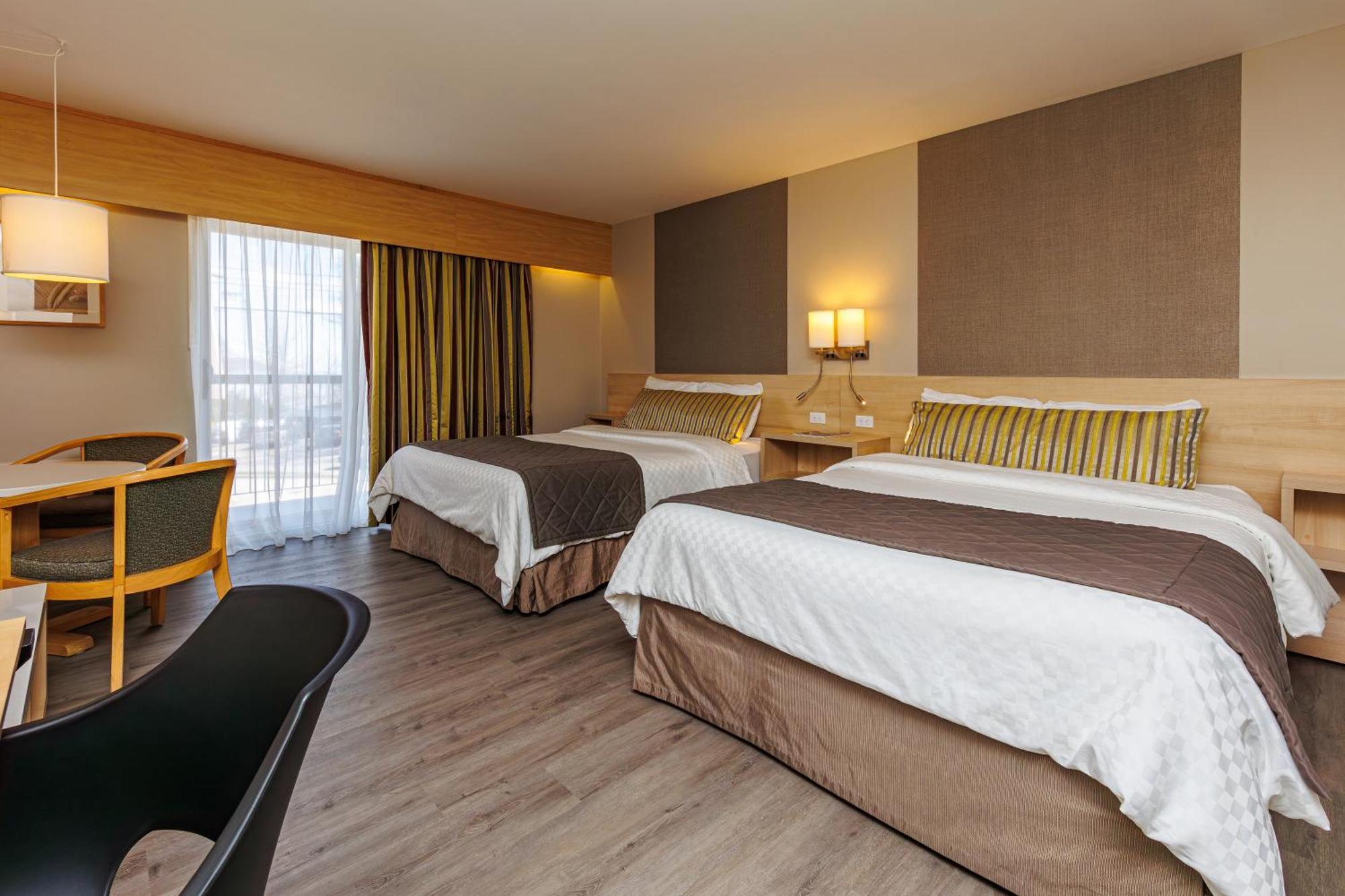 Chambre avec 2 Lits Queen-Size - Non-Fumeurs