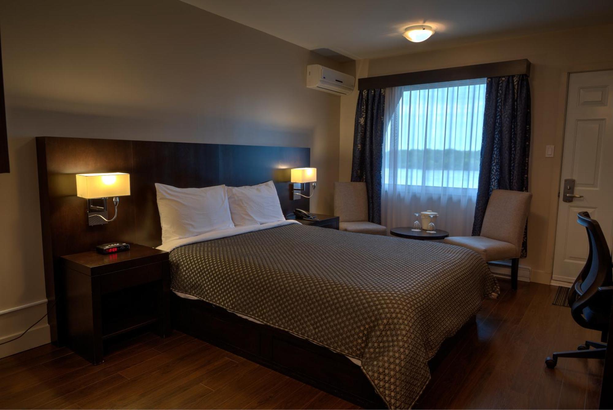 Queen Room with River View,1608300709:JPEG