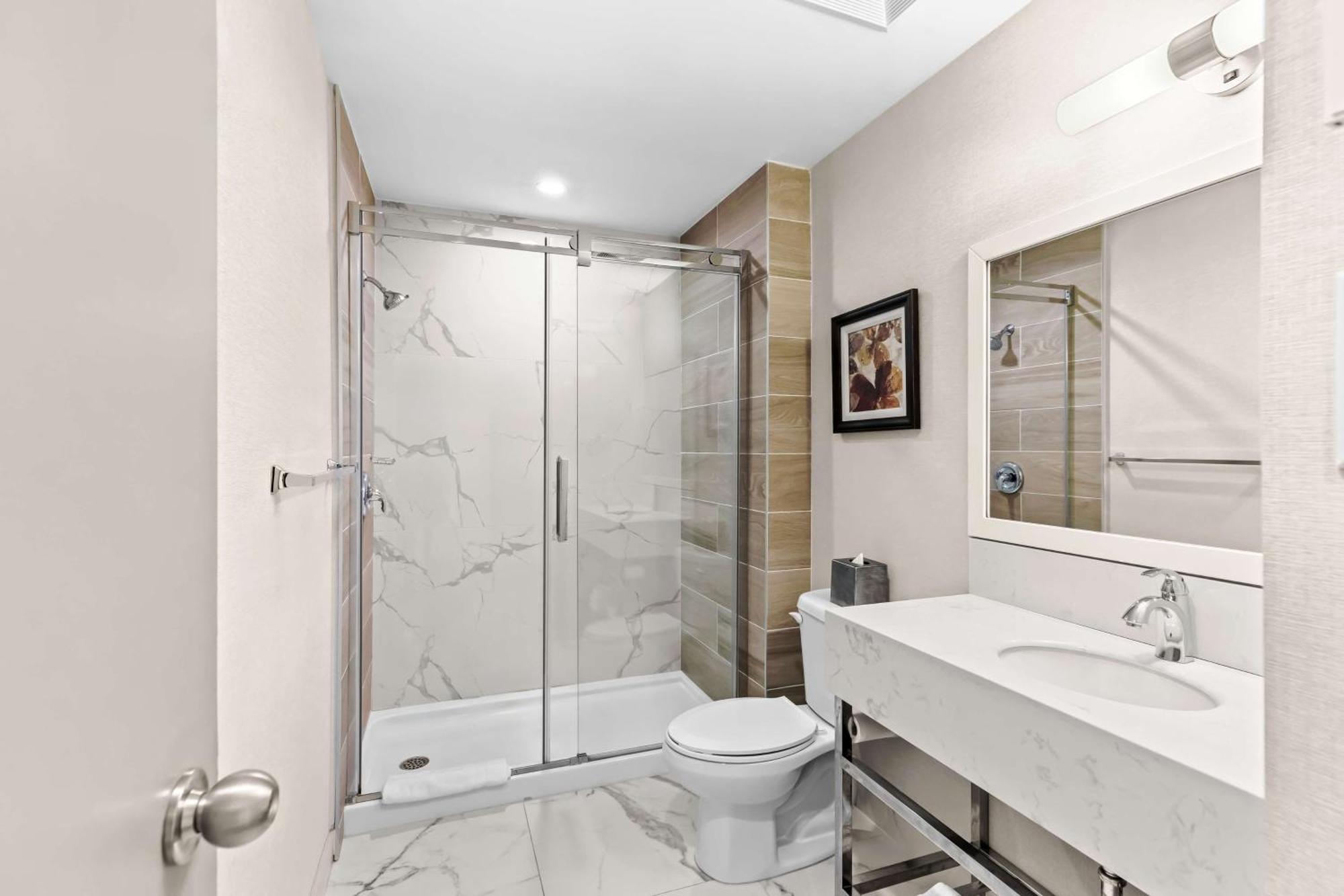 Quarto Queen com 2 Camas Queen-Size - Não Fumantes