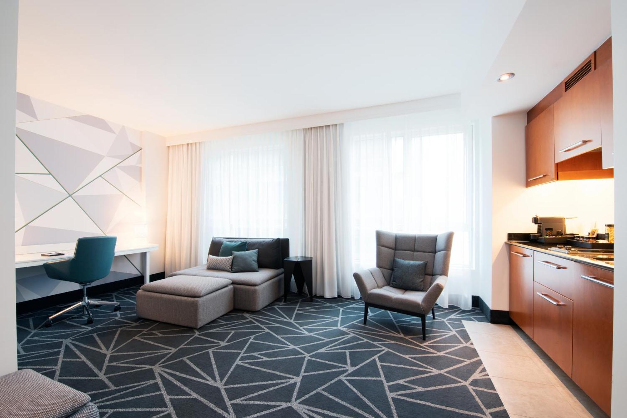 Premium Loft Suite,1666026042:JPEG