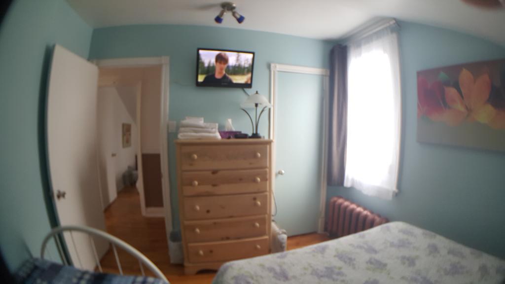 Two-Bedroom Apartment,196283488:JPEG