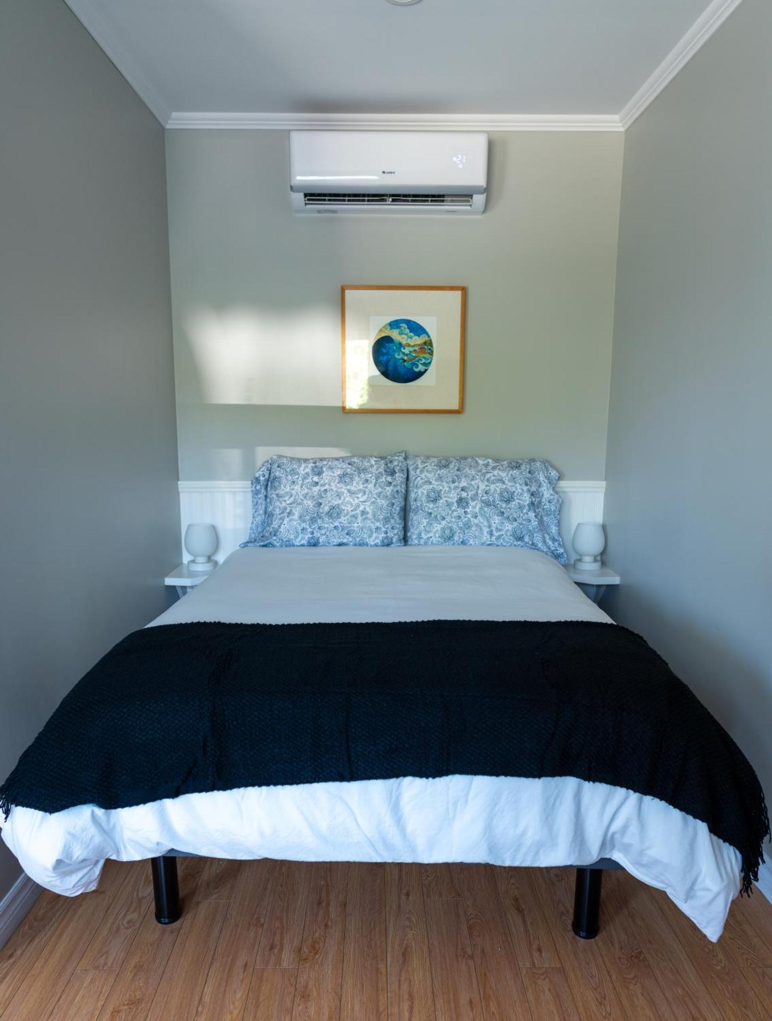 Small Double Room Kitchenette