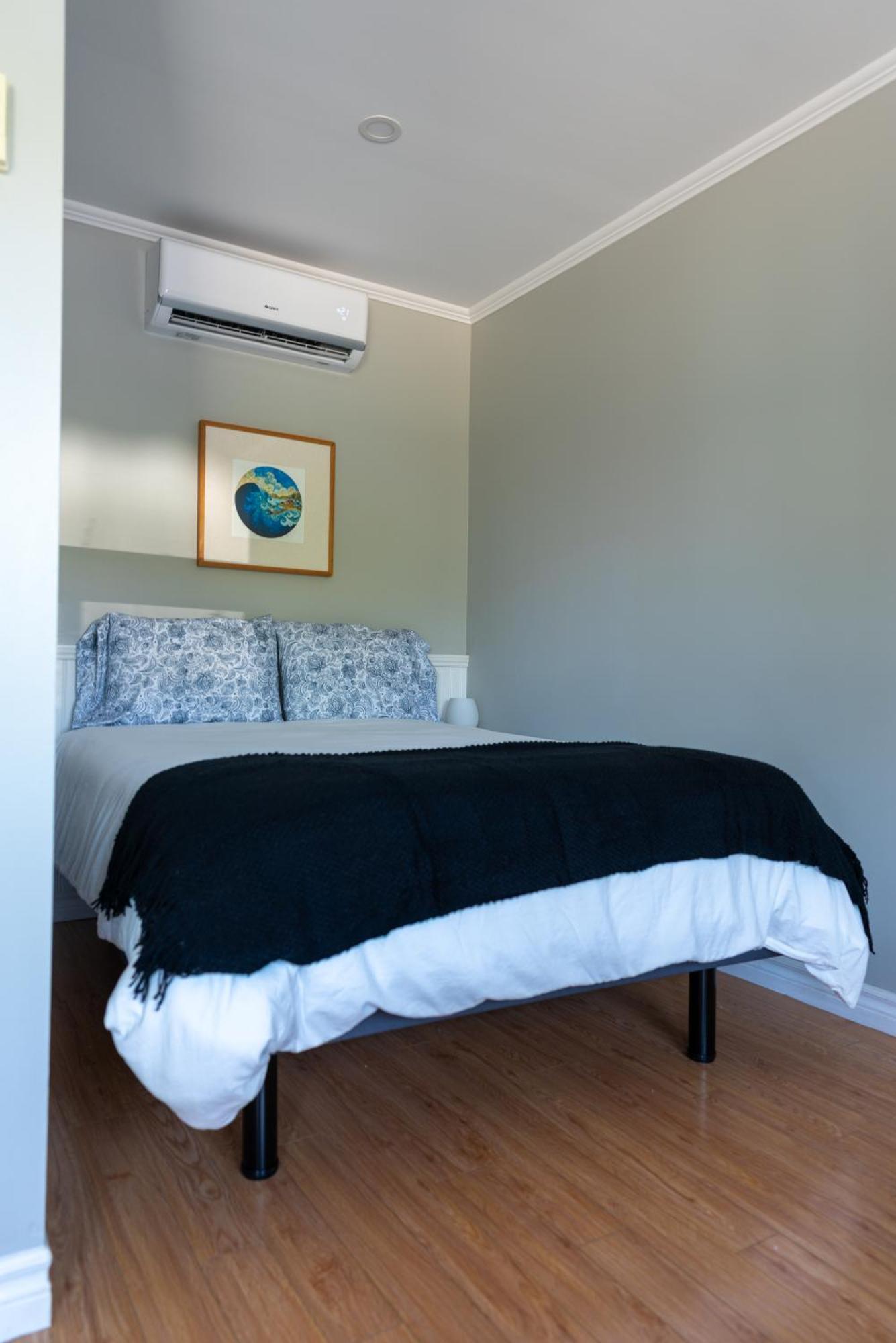 Small Double Room Kitchenette