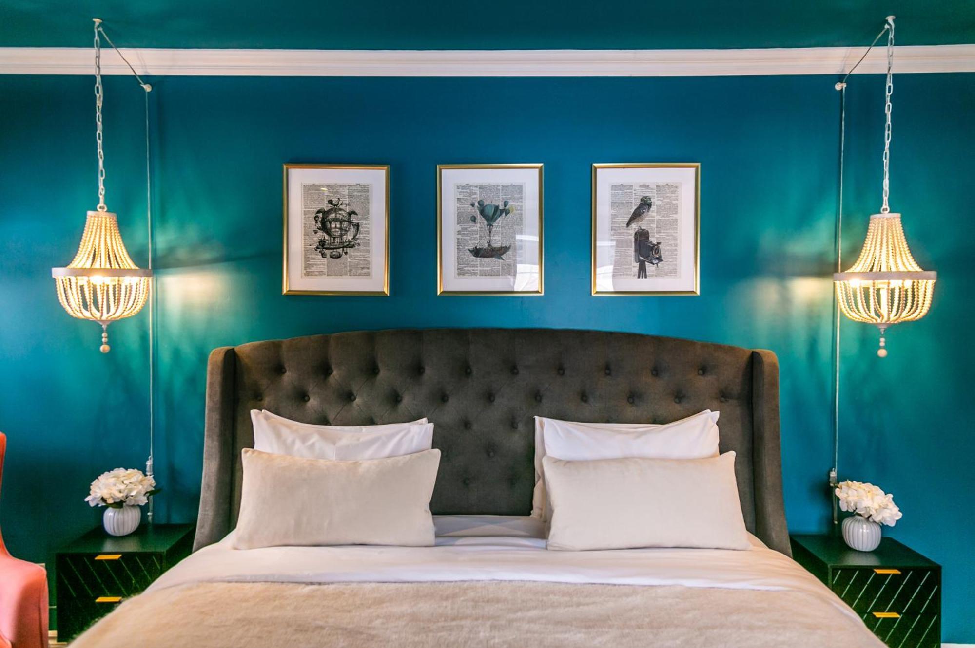 King Room,1705589093:JPEG