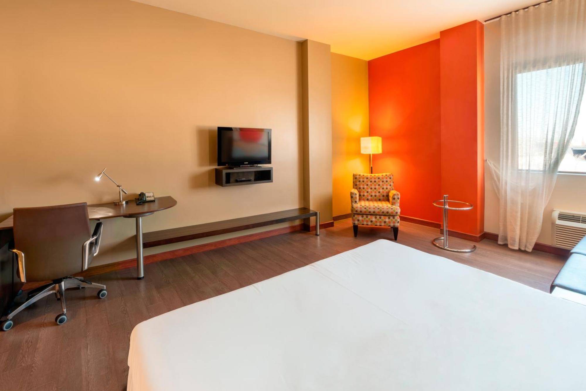 Vierbettzimmer mit Badewanne
