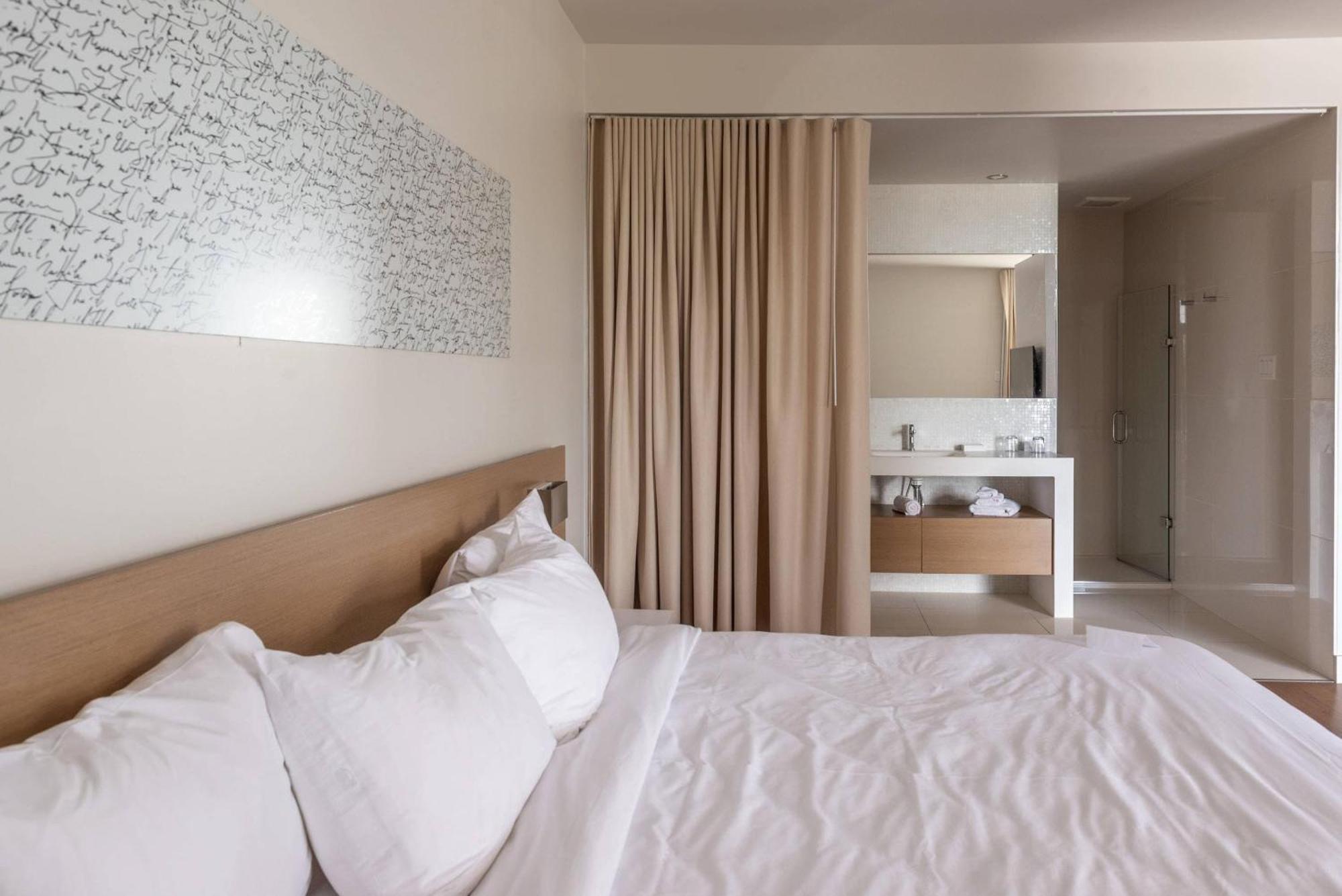 King Suite with Lake View - Non smoking,1758438810:JPEG