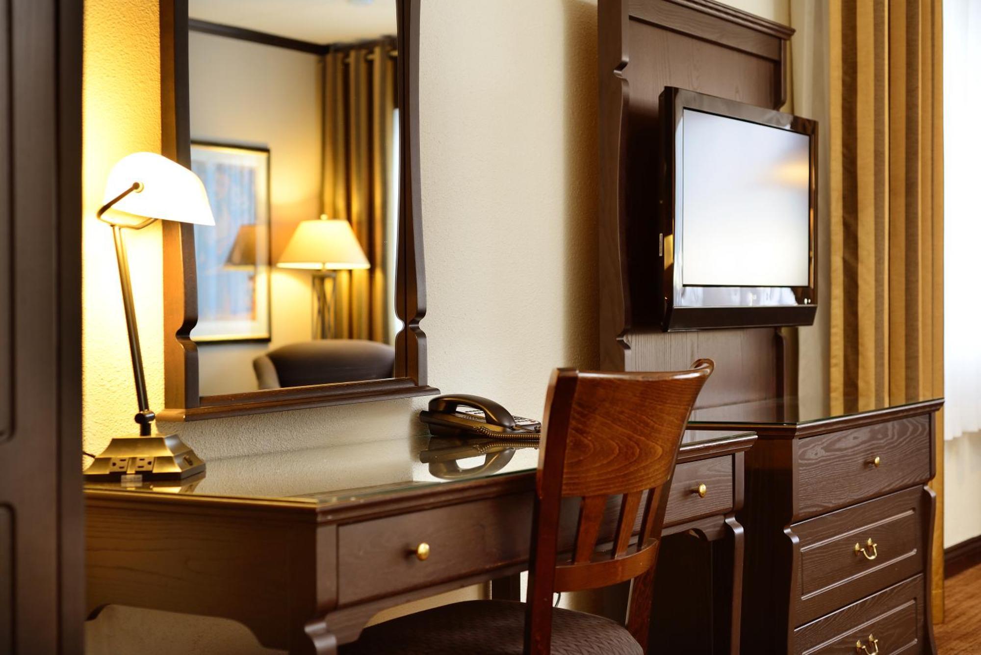 Spacious Queen Room