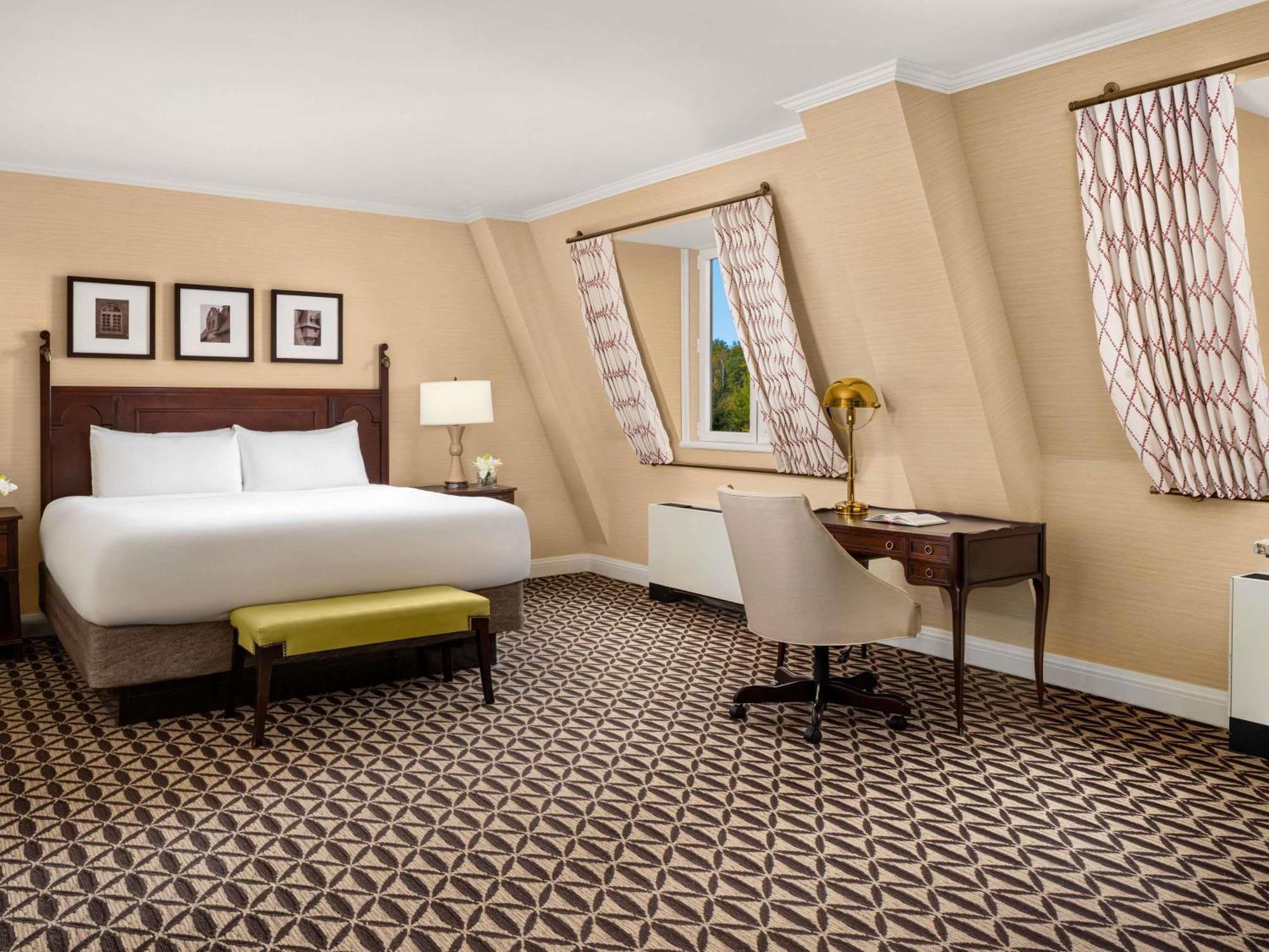 King Room with Garden View