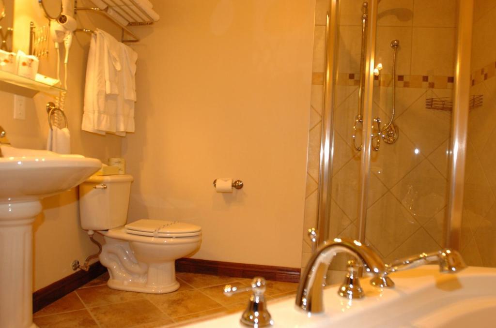 Queen Room,115039295:JPEG