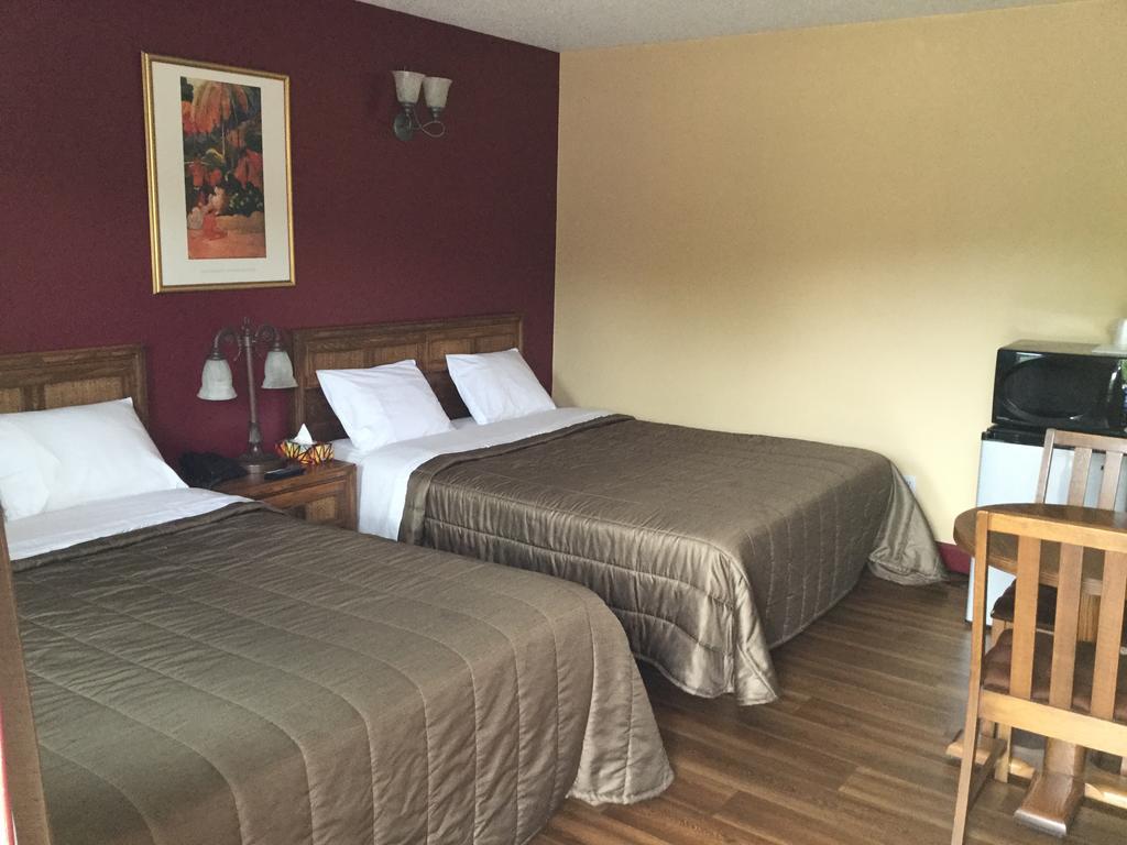 Chambre Standard avec 2 Lits Queen-Size