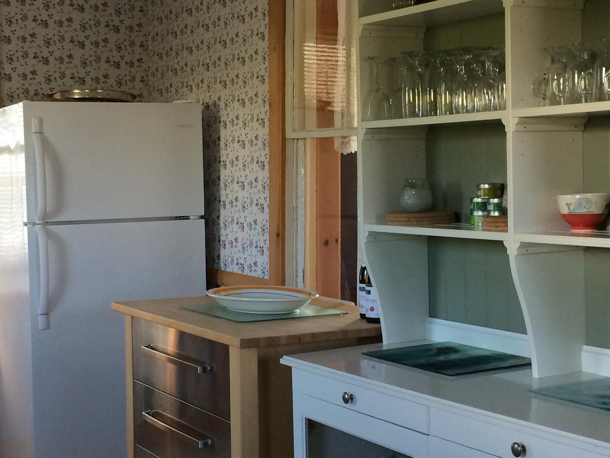 Five-Bedroom House,558528009:JPEG