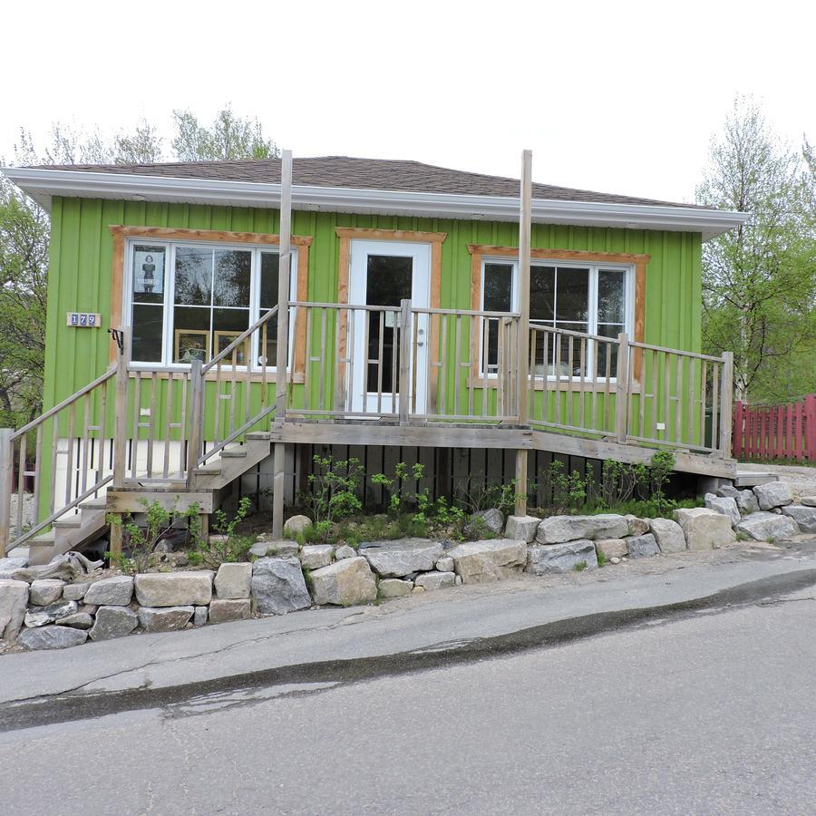 Two-Bedroom Chalet,651532548:JPEG