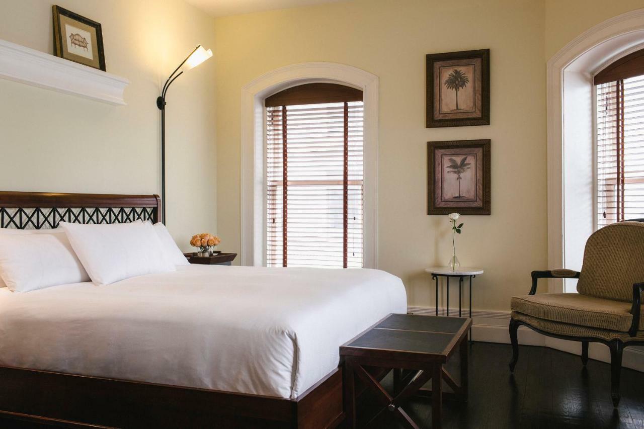 Quarto Clássico com Cama King-size