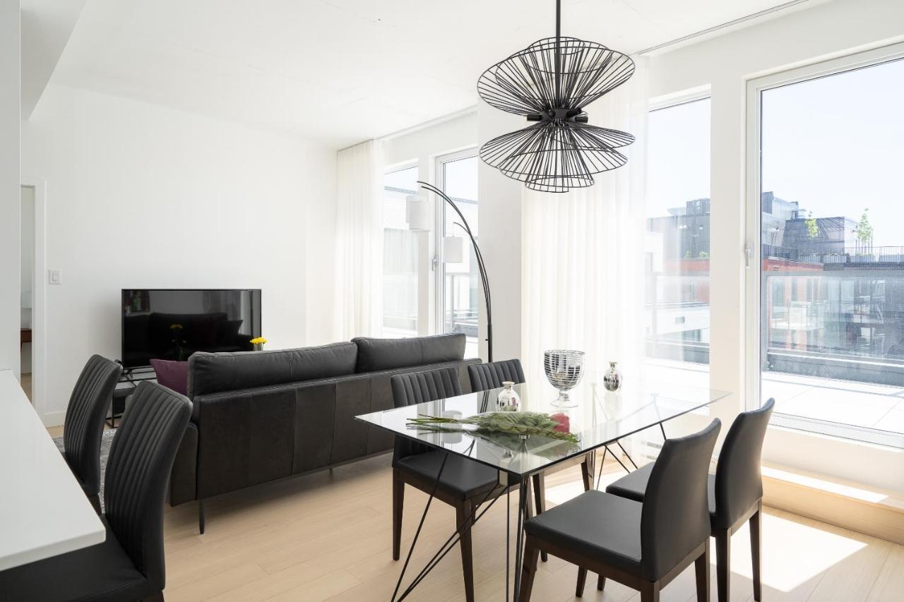 Penthouse Apartment,923083162:JPEG
