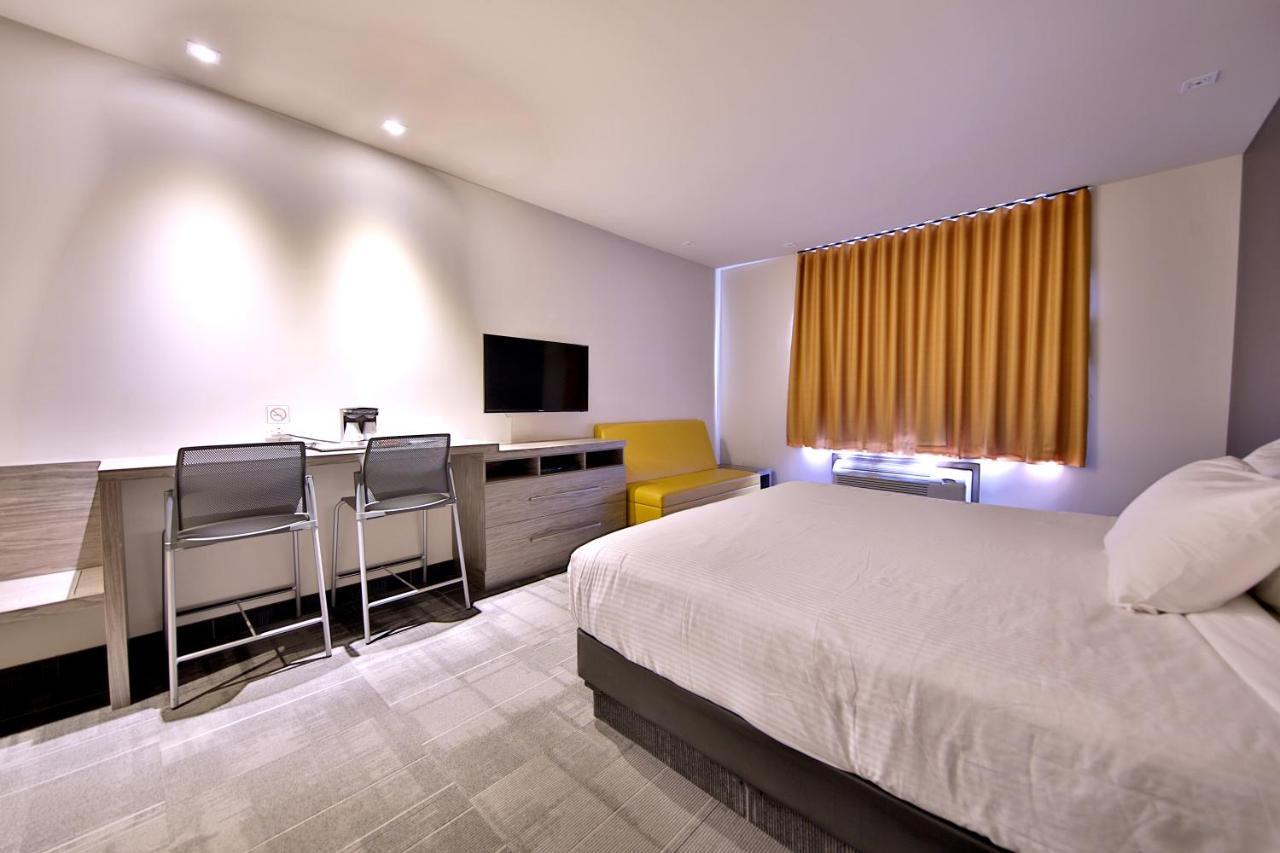 Superior Room, 1 Queen Bed