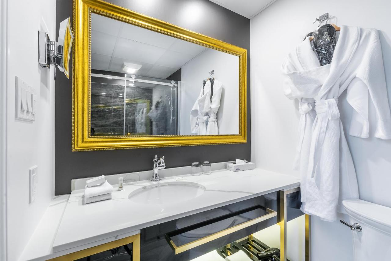 Quarto Queen Corporativo