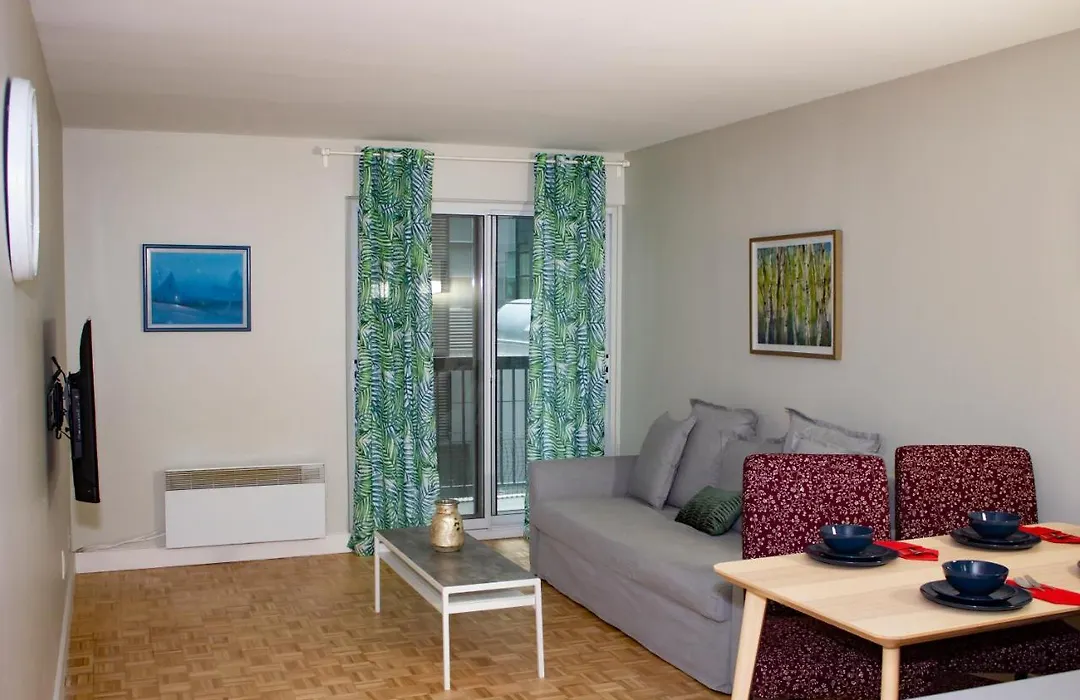 Sweet Suites In Montreal-1