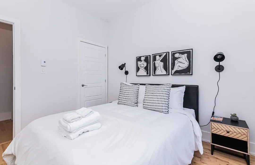 New Classy 2 Bedroom Apartment In Le Plateau By Denstays-1