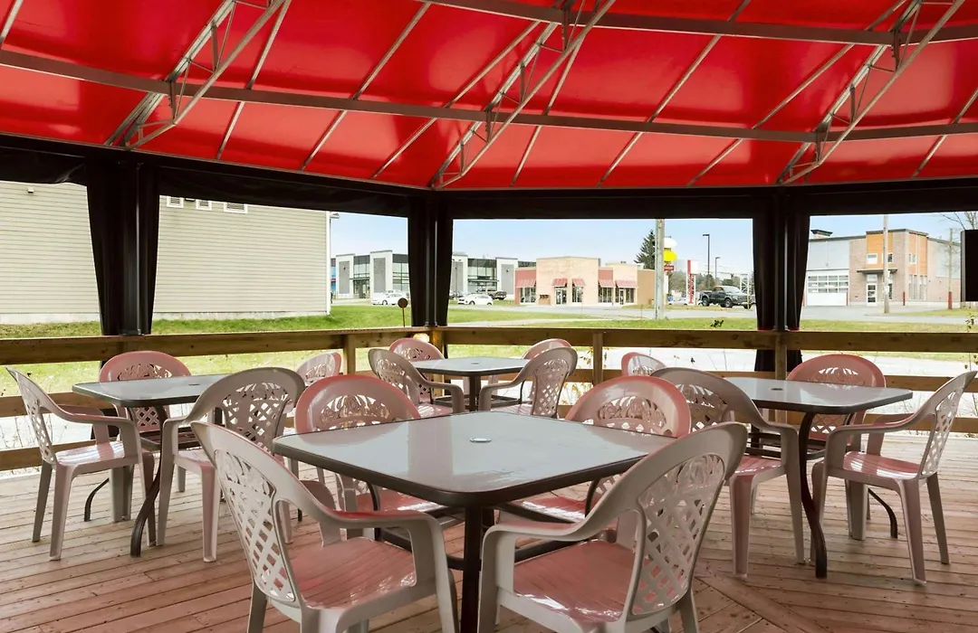 Days Inn By Wyndham Trois-Rivieres-1