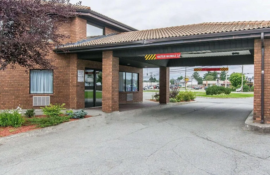 Comfort Inn Val D'Or-1