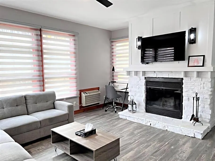 Tremblant Les Eaux 227-1 By Escapades Tremblant-1