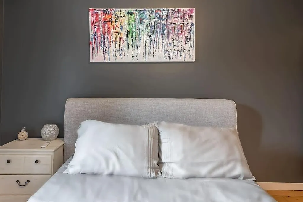Prime Location - Best Apartment In Downtown Mtl-1