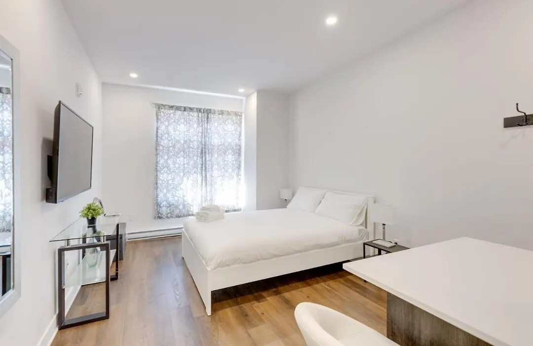 Le Mile End By M11 - Upscale Studio With Queen Bed-1