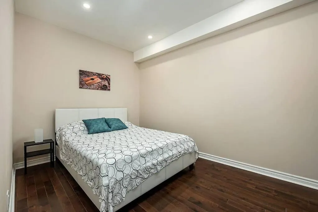 Fully Equipped & Spacious 3 Bedroom Apartment-1