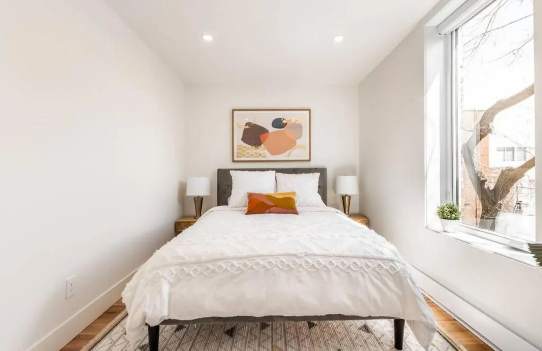 Exotic And Comfy 2 Bedrooms Unit In Le Plateau By Denstays-1