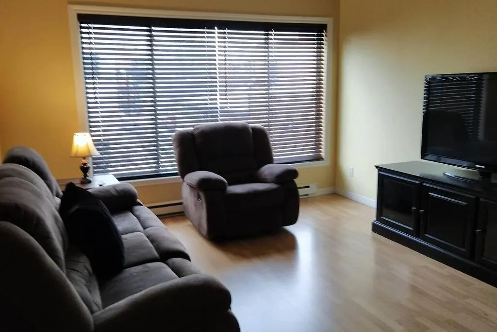 Le Montreal-Est, Logement 4 1/2 A Louer-1