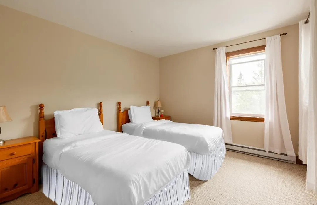 Serenity Peaks Lodge By Instantsuites-Labete Golf-1