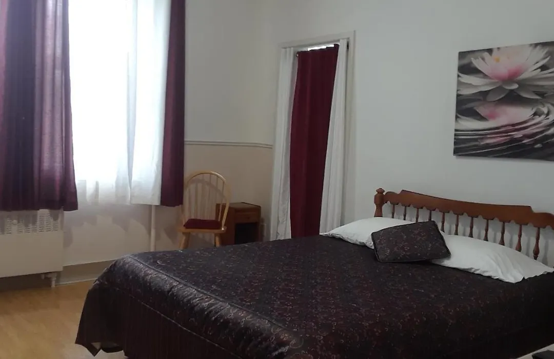 MHotel Domaine l'Envolée- Maison Fleurie-1